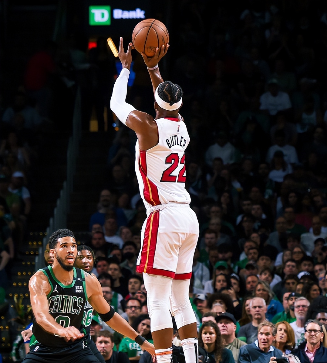 九游娱乐-巴特勒新星关键助攻表现惊艳，中国队未来可期！的简单介绍